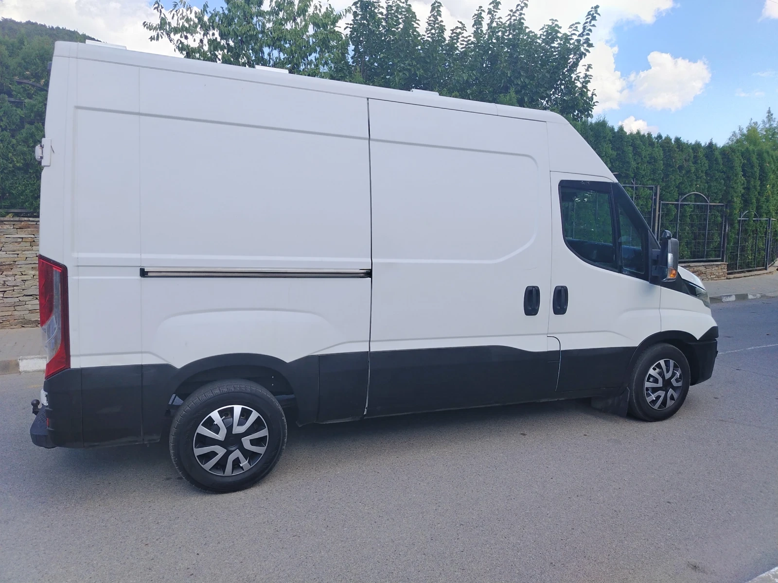 Iveco Daily 3.000 Dizel170ks. , снимка 7 - Бусове и автобуси - 55951612