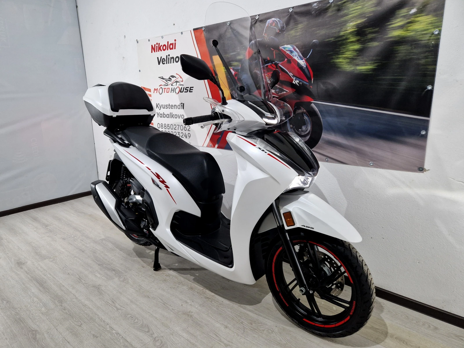 Honda Sh 350i SPORT ABS, LED, TC 2022г.