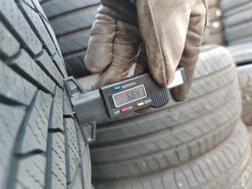 Гуми Зимни 235/55R17, снимка 9