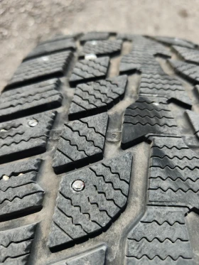 Гуми Зимни 235/55R19, снимка 2