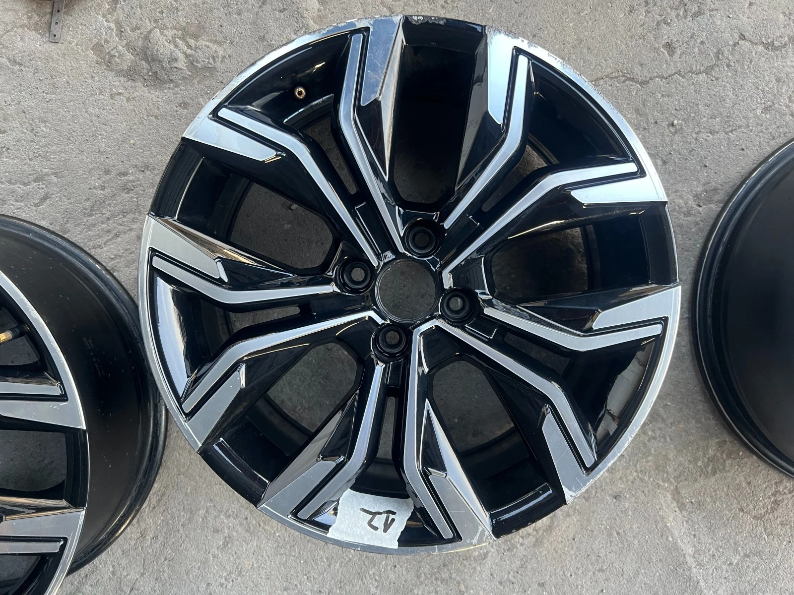   Renault Clio | Mobile.bg   8