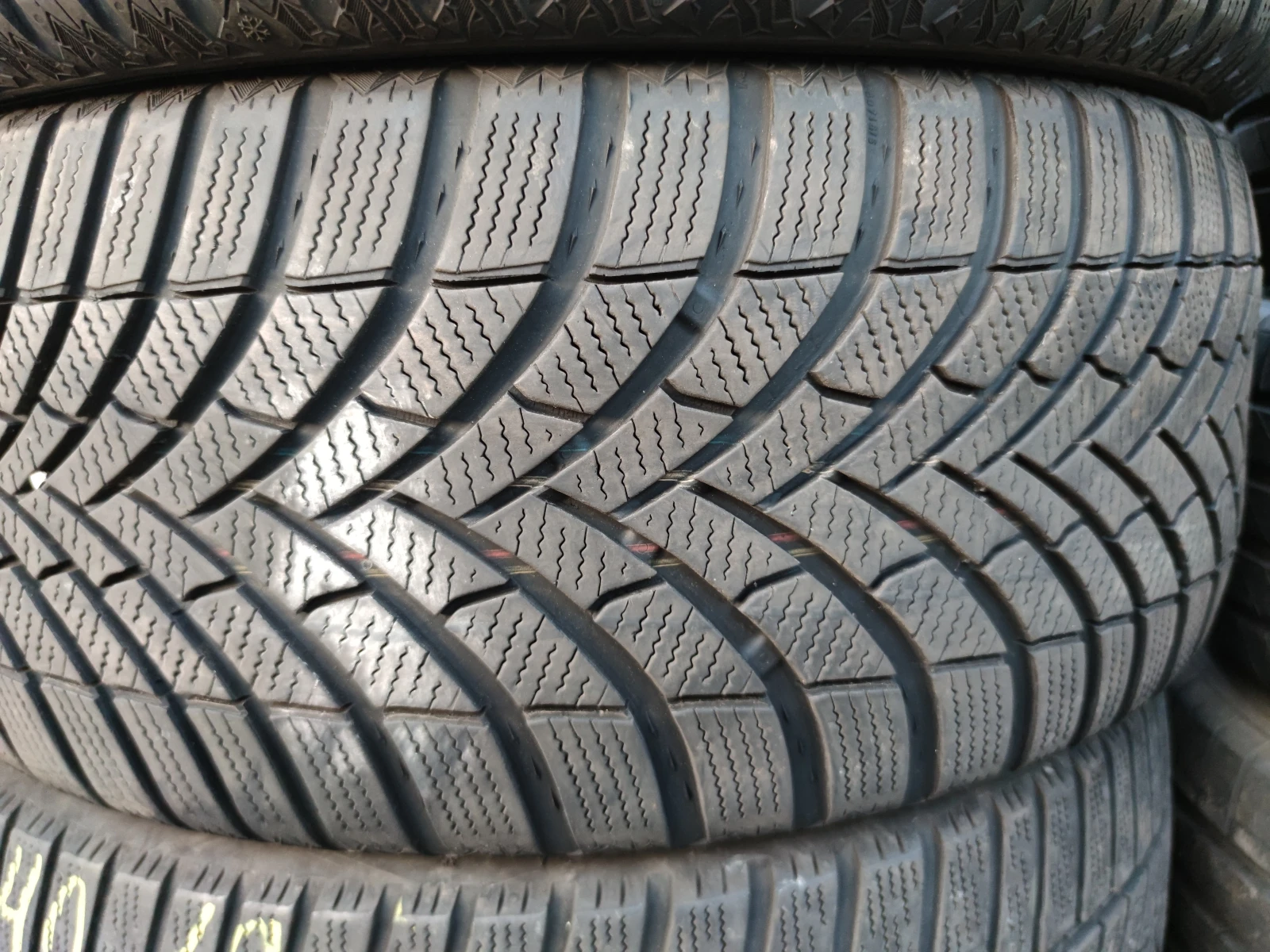  235/55R17 | Mobile.bg   4