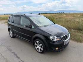 VW Touran Cross Touran 2.0TDI Automatic , снимка 2