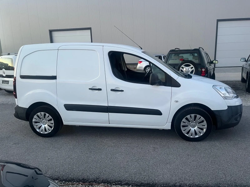 Citroen Berlingo 1.6 HDI , снимка 4 - Автомобили и джипове - 43409129