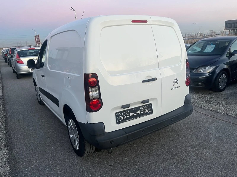 Citroen Berlingo 1.6 HDI , снимка 5 - Автомобили и джипове - 43409129