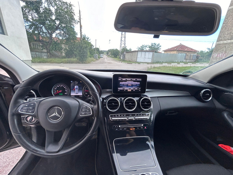 Mercedes-Benz 220, снимка 8 - Автомобили и джипове - 46017303