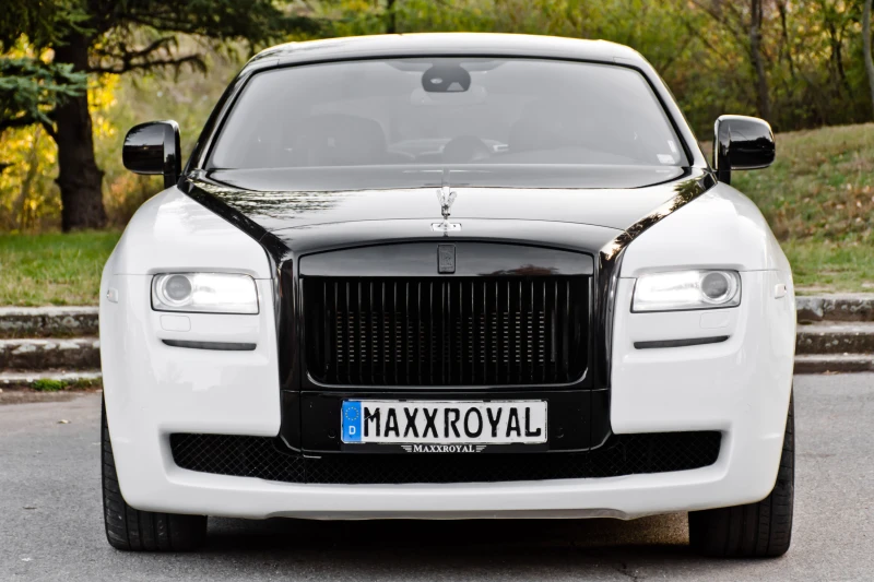 Rolls-Royce Ghost 6.6 V12, снимка 2 - Автомобили и джипове - 47582056