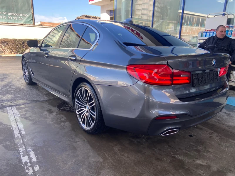 BMW 530 M Paket DISTRONIK HEAD UP HARMAN KARDON, снимка 3 - Автомобили и джипове - 52378282