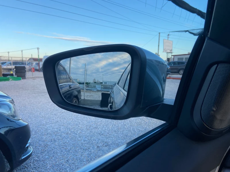 BMW 530 M Paket DISTRONIK HEAD UP HARMAN KARDON, снимка 13 - Автомобили и джипове - 52378282