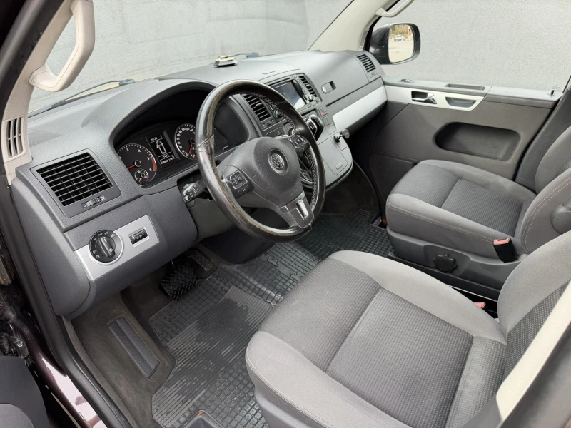 VW Multivan 2.0 TDI DSG, снимка 9 - Автомобили и джипове - 52365935