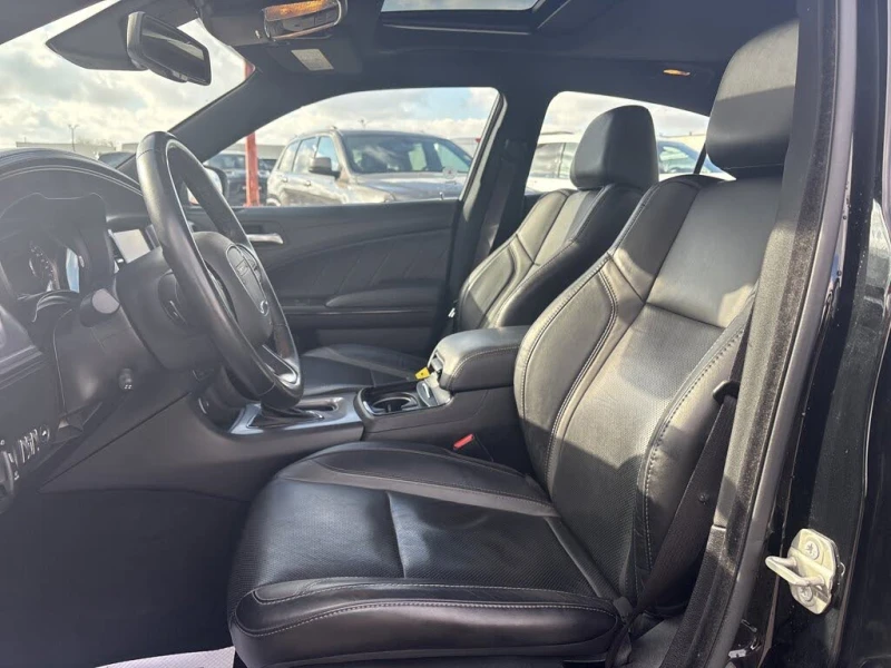 Dodge Charger SXT 4x4 * CARFAX* * АвтоКредит* (ЦЕНА ДО БГ), снимка 12 - Автомобили и джипове - 52539209