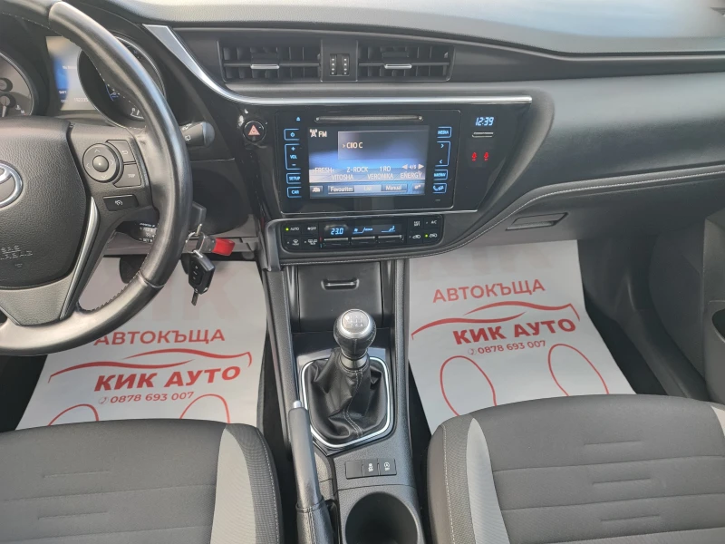 Toyota Auris 1.6D-112ks-6sk-KAMEРА, снимка 13 - Автомобили и джипове - 52934190