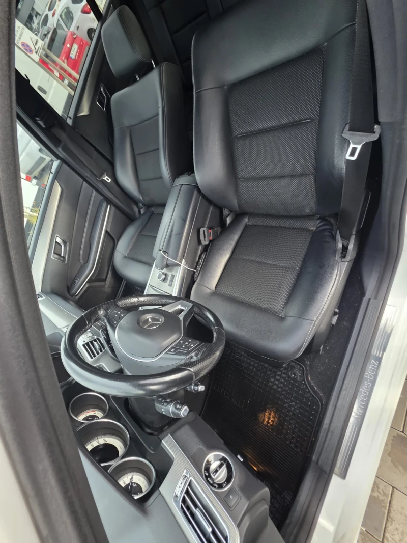 Mercedes-Benz E 250 9G-TRONIC/DISTRONIC PLUS/ FULL LED, снимка 17 - Автомобили и джипове - 52945117