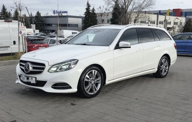 Mercedes-Benz E 250 9G-TRONIC/DISTRONIC PLUS/ FULL LED, снимка 6 - Автомобили и джипове - 52945117