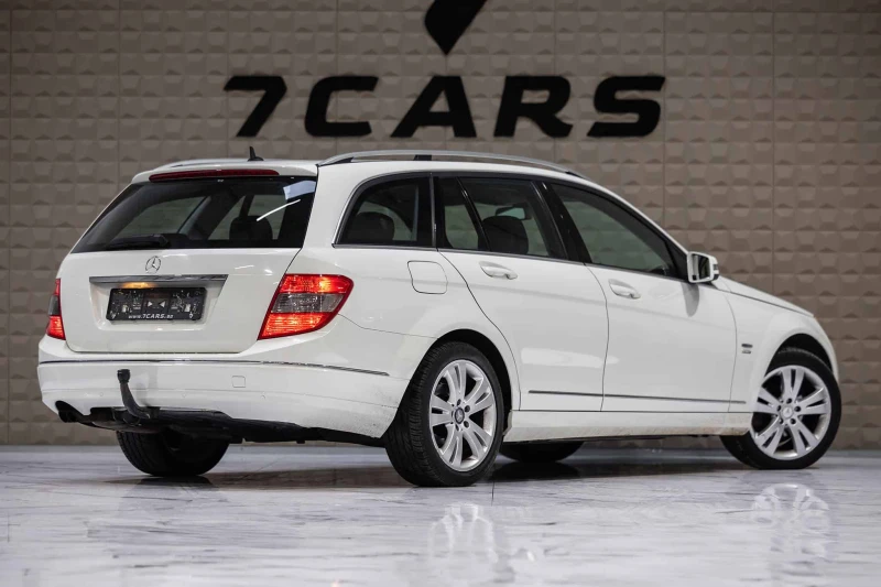 Mercedes-Benz C 180 компресор* авангард* мултимедия* темпомат, снимка 6 - Автомобили и джипове - 53114891