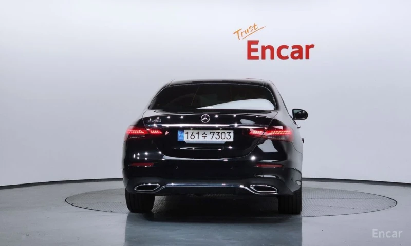 Mercedes-Benz E 250, снимка 4 - Автомобили и джипове - 53247926