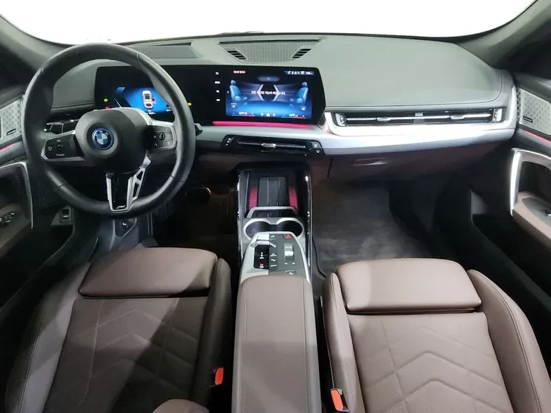 BMW iX1 (U11) xDrive 30 M Sports | Mobile.bg � ����������� 7