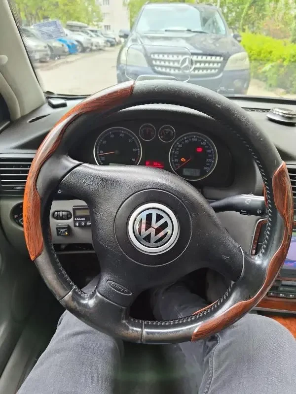 VW Passat 5.5, снимка 2 - Автомобили и джипове - 56071463