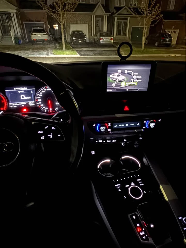 Audi A4 Автокредит, снимка 12 - Автомобили и джипове - 56587382