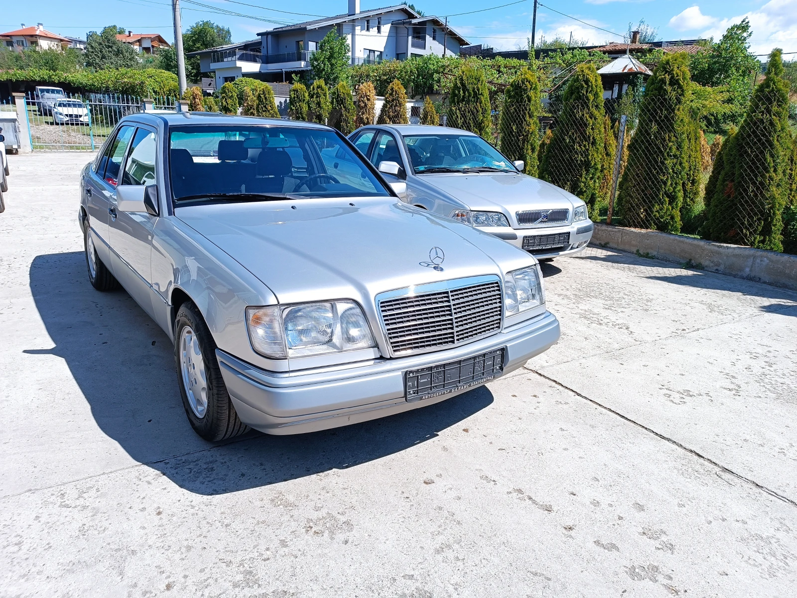 Mercedes-Benz E 200 2.0i МНОГО ХУБАВ!, снимка 1