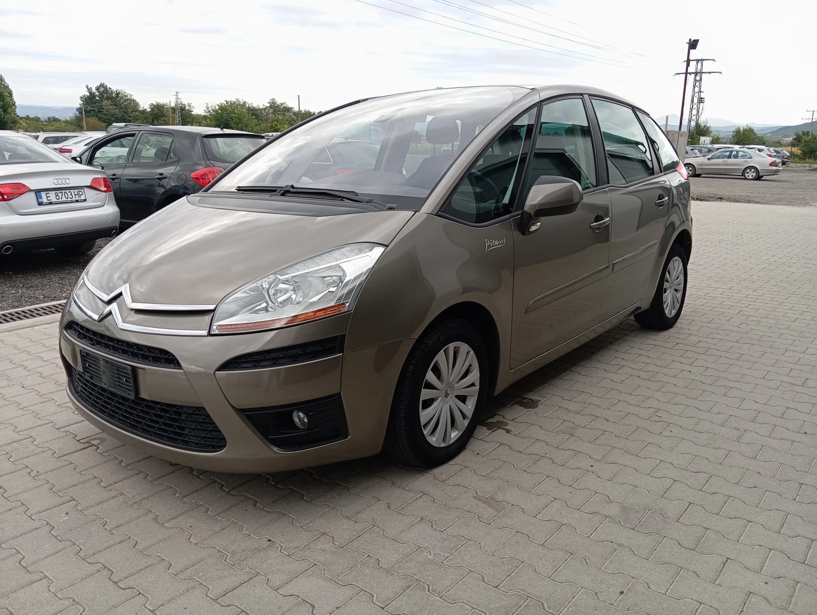 Citroen C4 Picasso 143000 km. - изображение 3