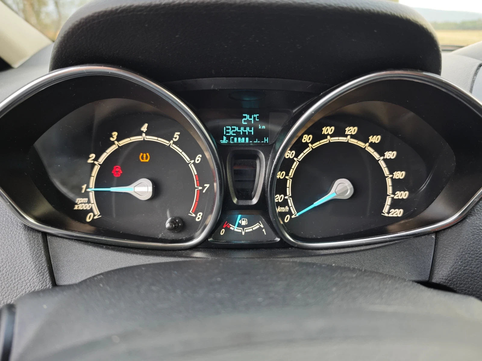 Ford B-Max 1.0i-ECOBOST - изображение 8