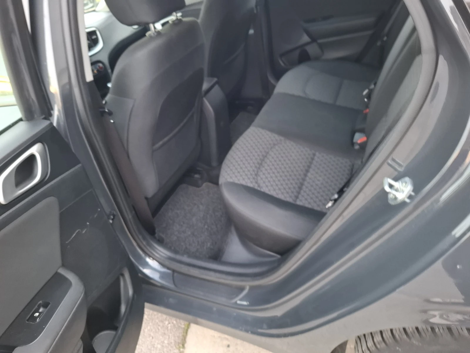 Kia Ceed 1.0 ТУРБО ГАРАНЦИЯ - изображение 7