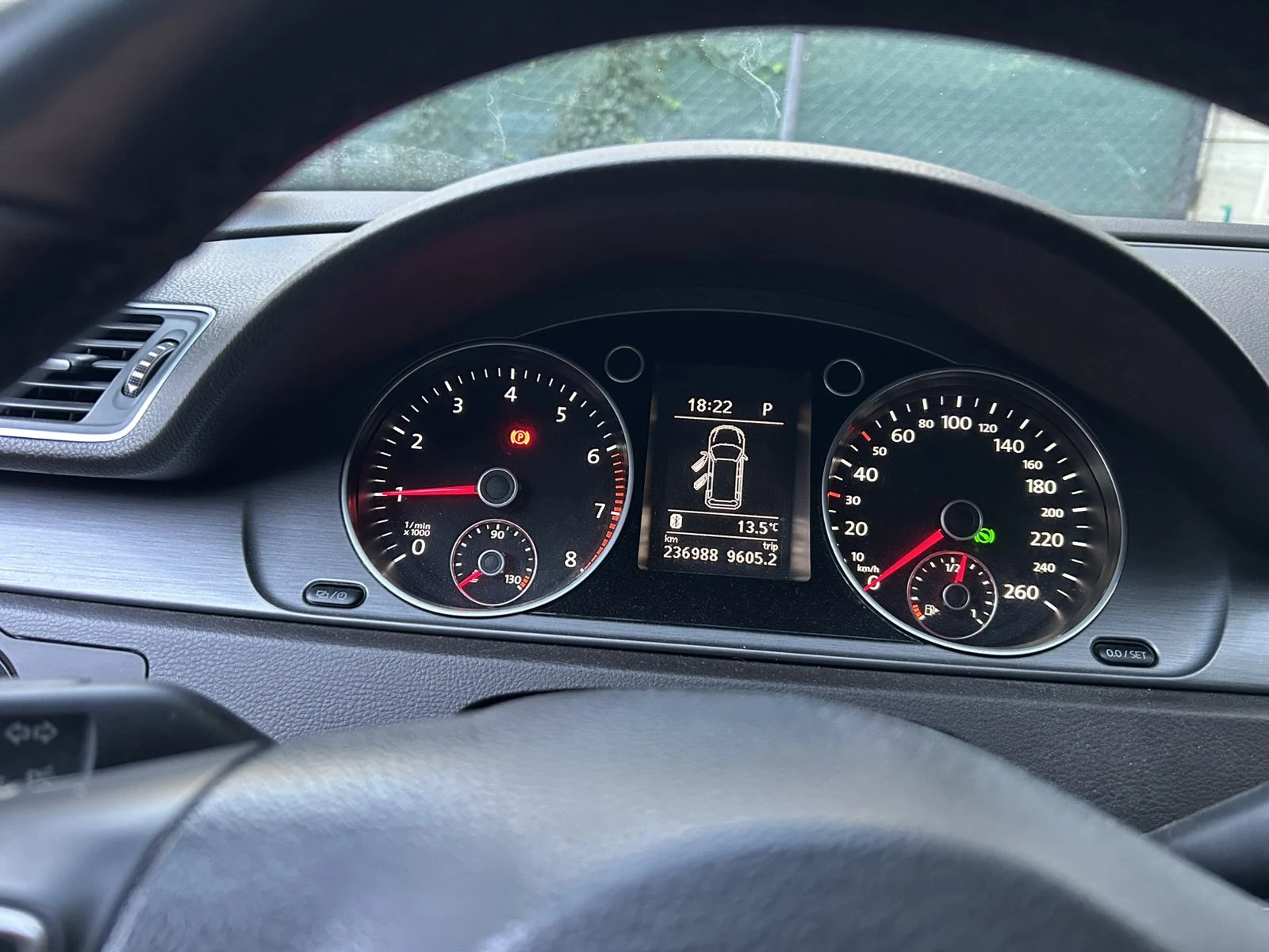 VW Passat B7 - изображение 10