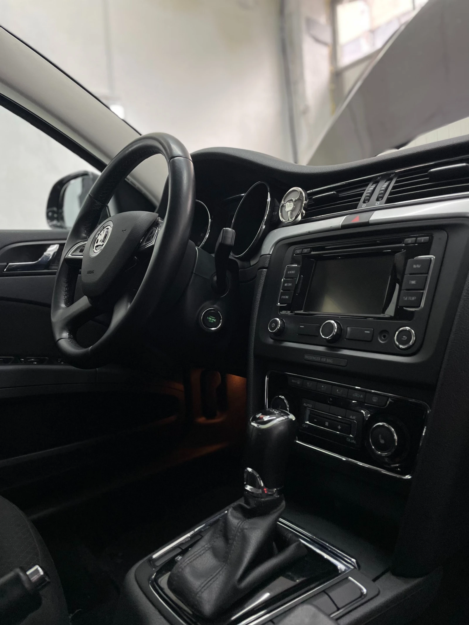 Skoda Superb 2015г, 4x4, 170hp, DSG - изображение 6