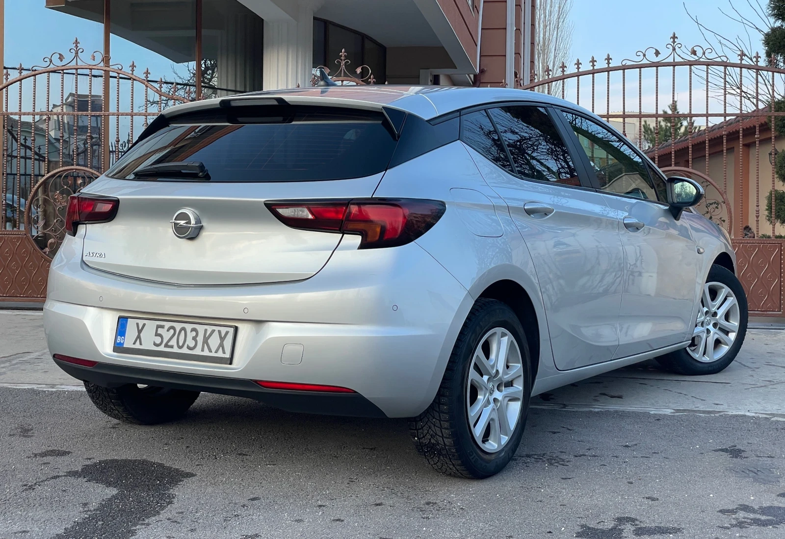 Opel Astra 1.6 CDТI  116 КС - изображение 8