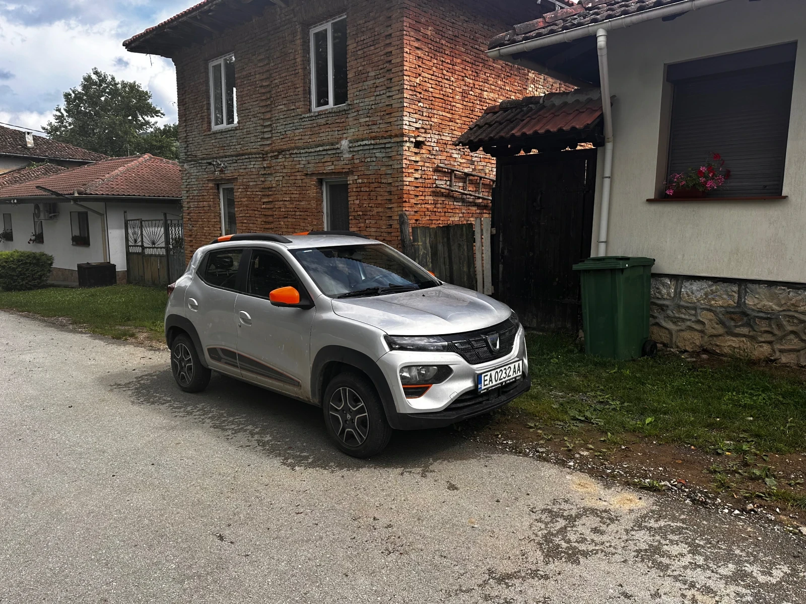 Dacia Spring  - изображение 2