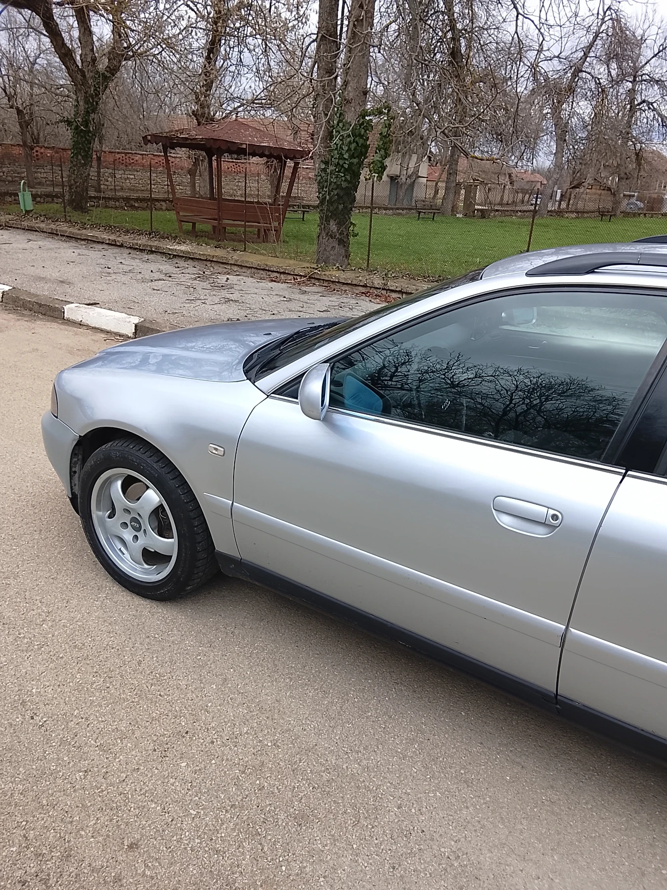 Audi A4 2.5 TDI Quattro , снимка 8 - Автомобили и джипове - 54128159