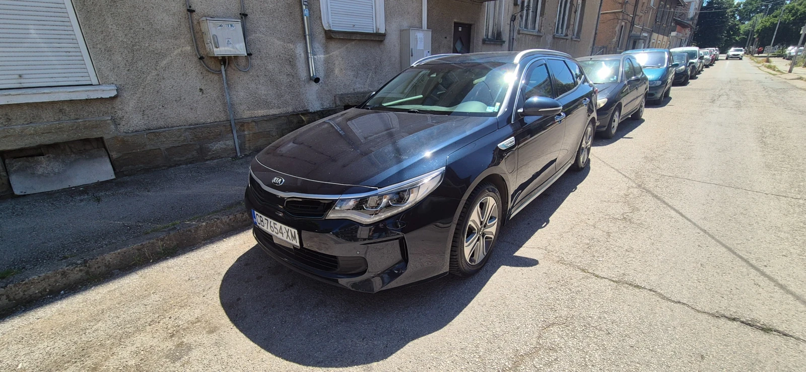 Kia Optima Sport Wagon plug-in, снимка 3 - Автомобили и джипове - 54908511