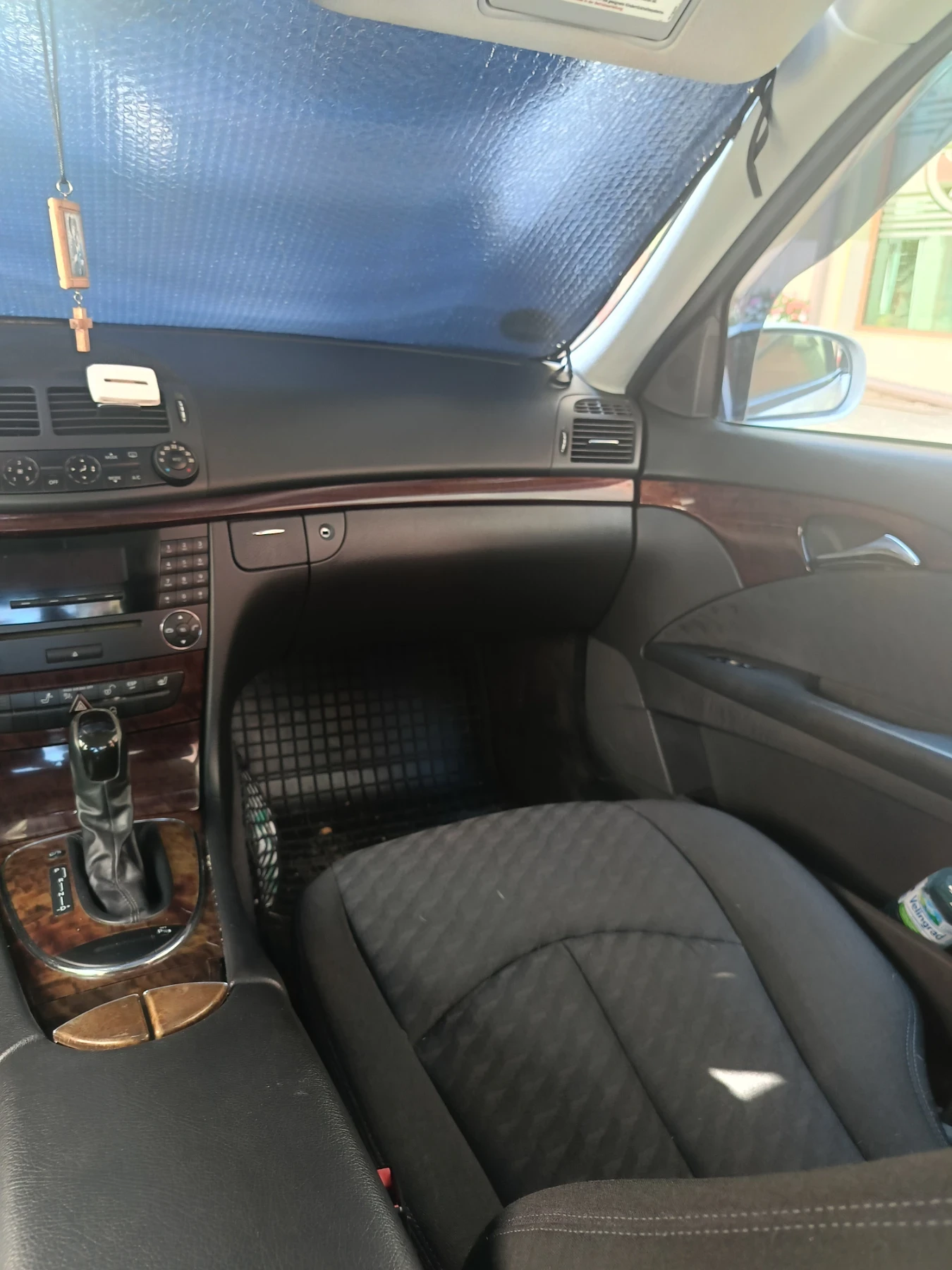 Mercedes-Benz E 220 CDI , снимка 4 - Автомобили и джипове - 55247018