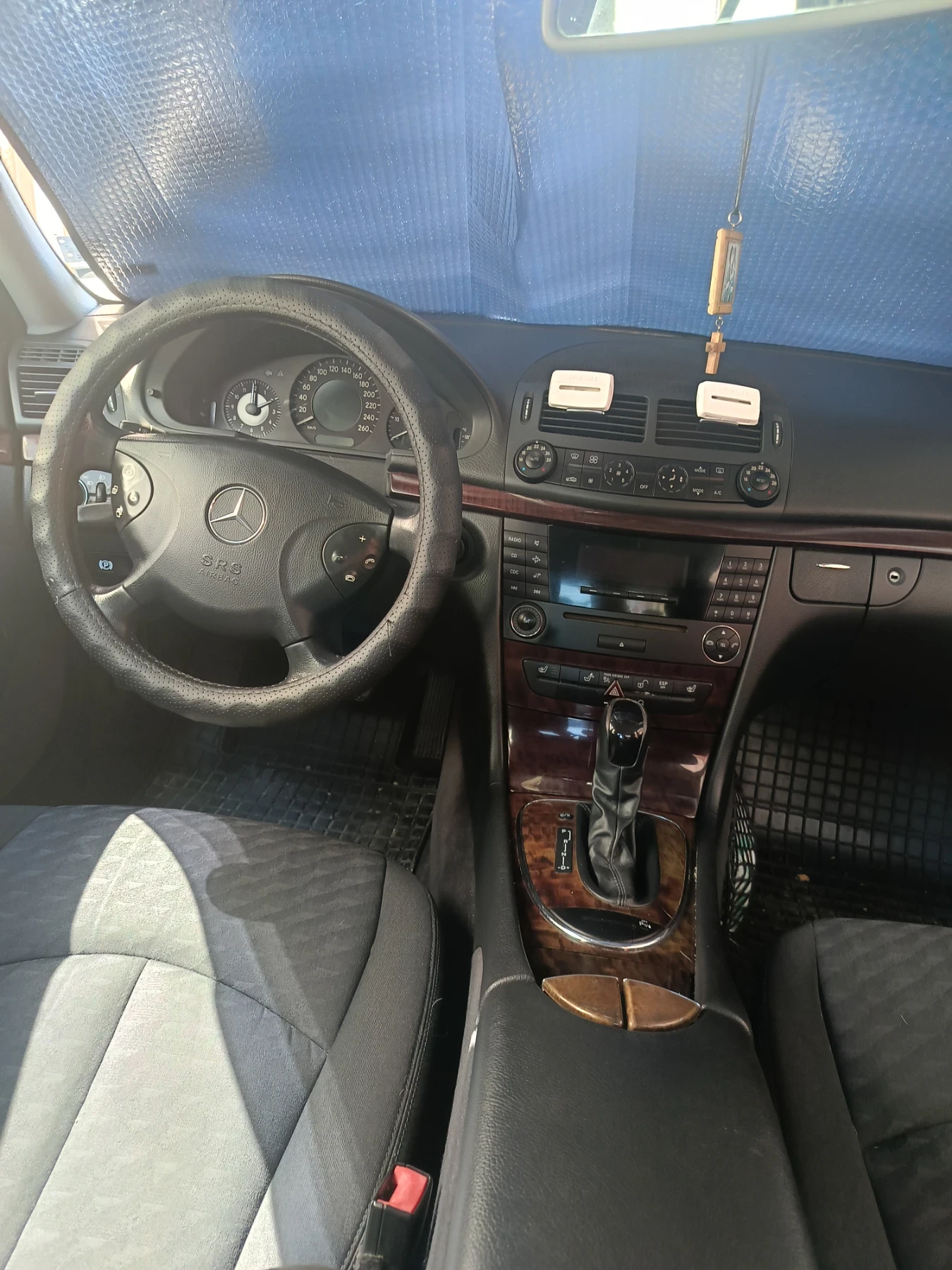 Mercedes-Benz E 220 CDI , снимка 5 - Автомобили и джипове - 55247018