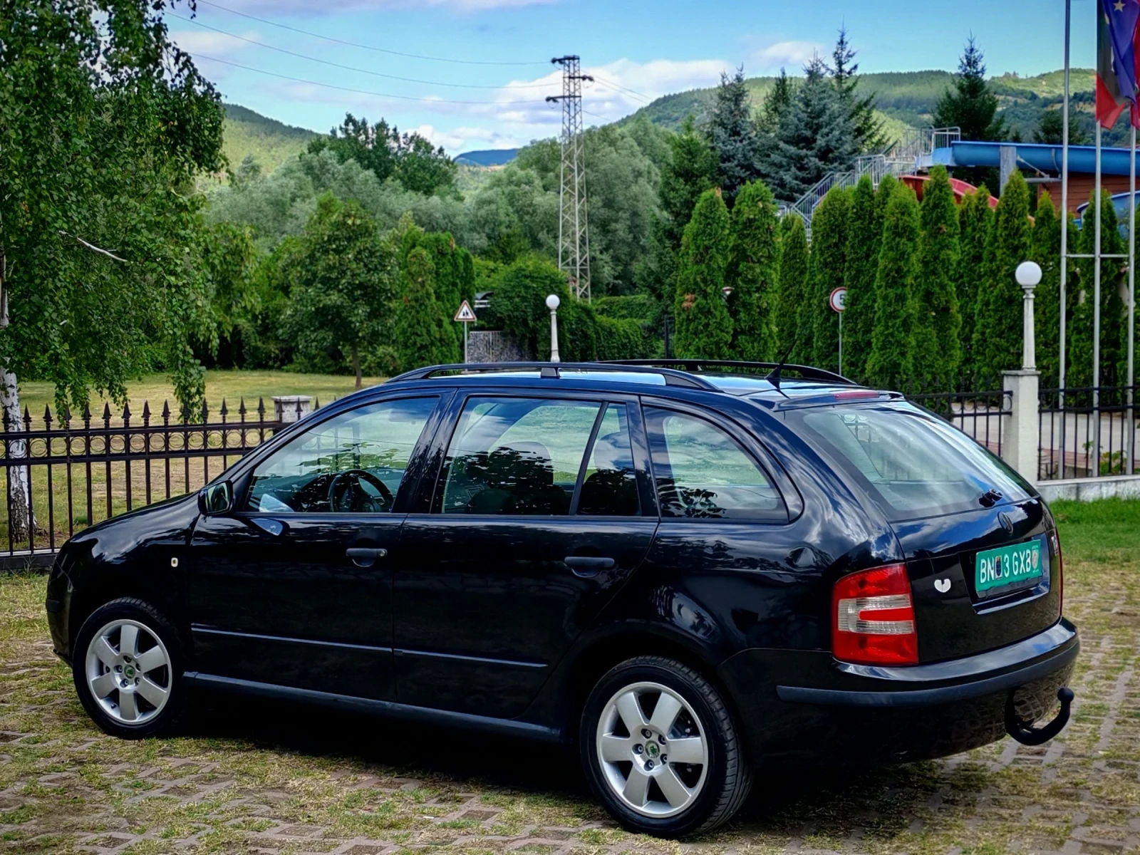 Skoda Fabia 1.9TDI(101)* FACELIFT* КЛИМАТИК* НОВ ВНОС * , снимка 4 - Автомобили и джипове - 55381246