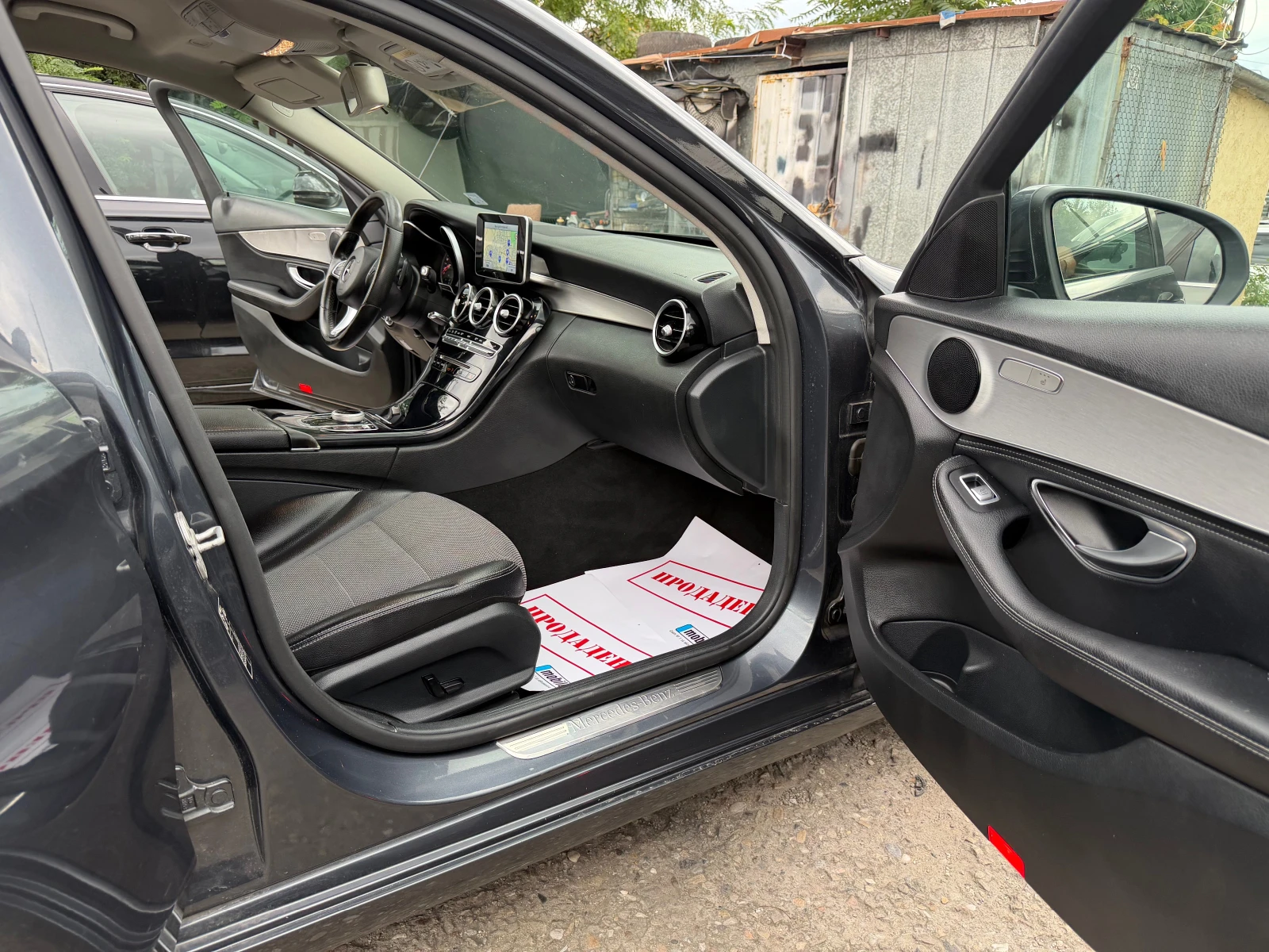 Mercedes-Benz C 220 CDI 170HP AVTOMAT AVANTGARD KOJA NAVI LED NOV 2017, снимка 16 - Автомобили и джипове - 55407873