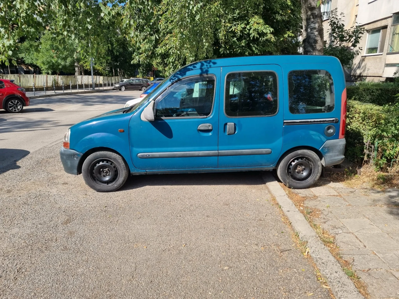 Renault Kangoo пътнически, снимка 3 - Автомобили и джипове - 55589275