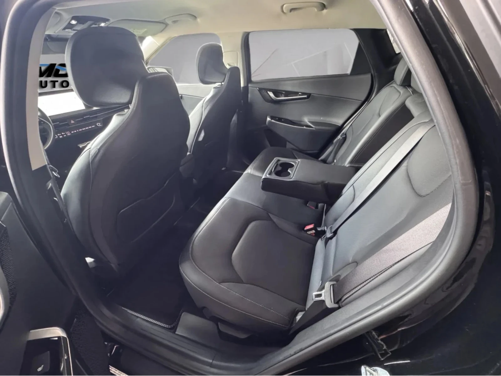 Kia EV6 77.4KWH ТЕРМО-ПОМПА ДИСТРОНИК ОБДУХВАНЕ MERIDIAN, снимка 16 - Автомобили и джипове - 55646440