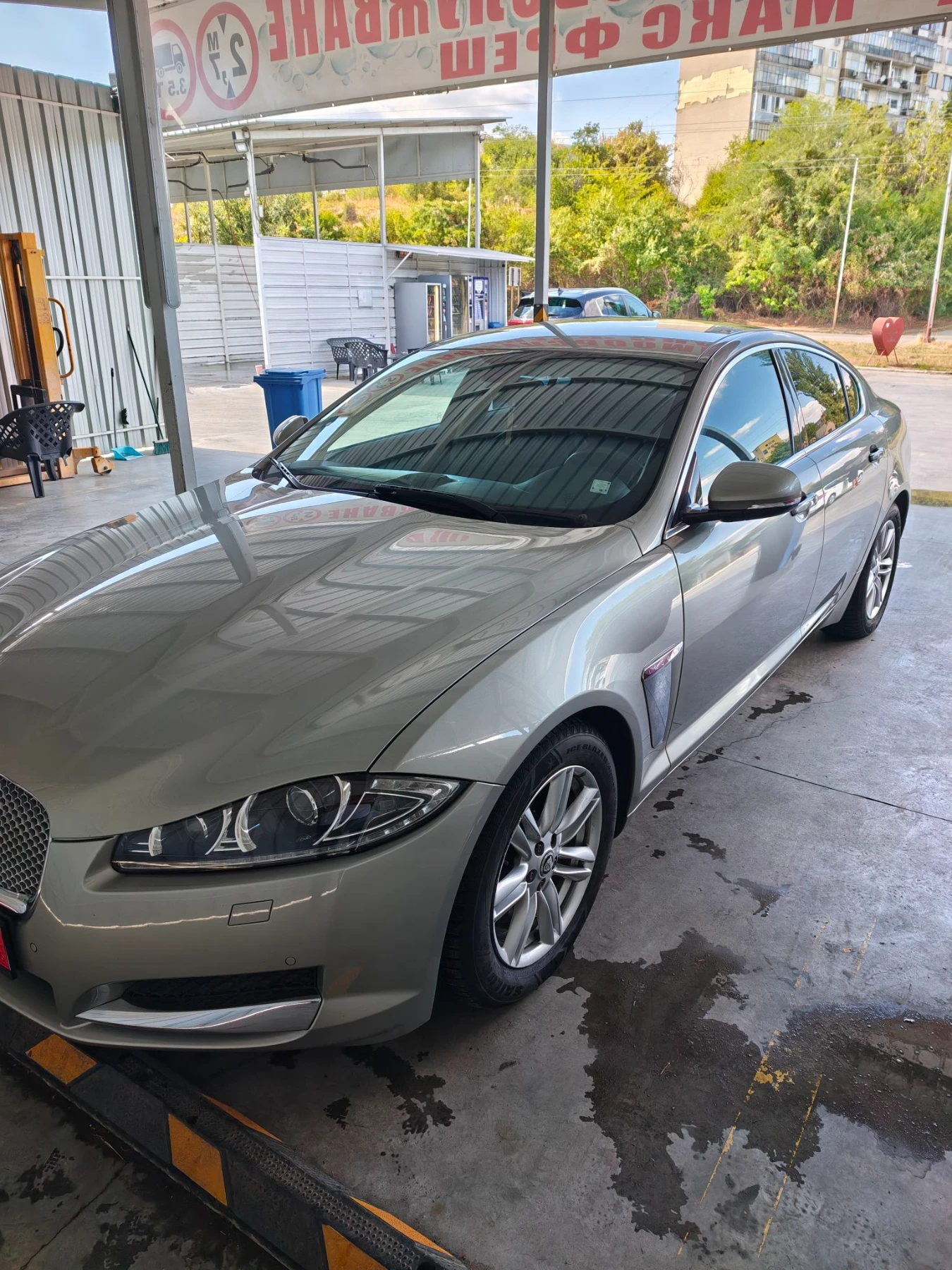 Jaguar Xf, снимка 15 - Автомобили и джипове - 56071907
