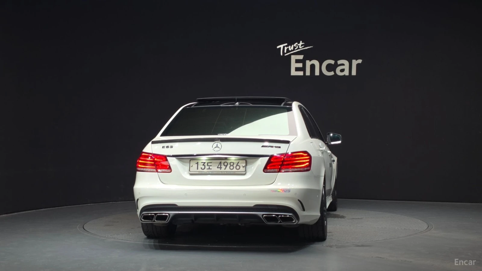 Mercedes-Benz E 63 AMG RETROFIT* HARMAN* CARBON* �����* ������ ���� | Mobile.bg � ����������� 4