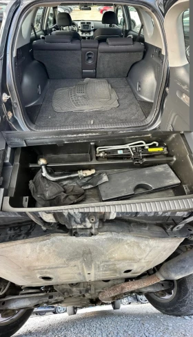 Toyota Rav4 2.2D4-d 136к.с. Навигация - 11500 лв. - 10921677 | Car24.bg