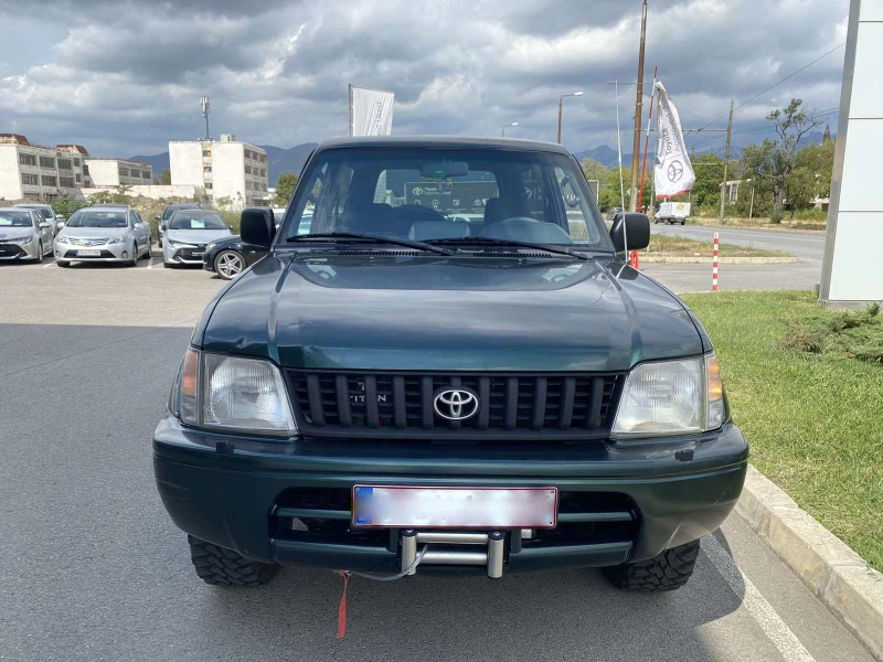 Toyota Land cruiser 3.0 D-4D, снимка 2 - Автомобили и джипове - 47256090