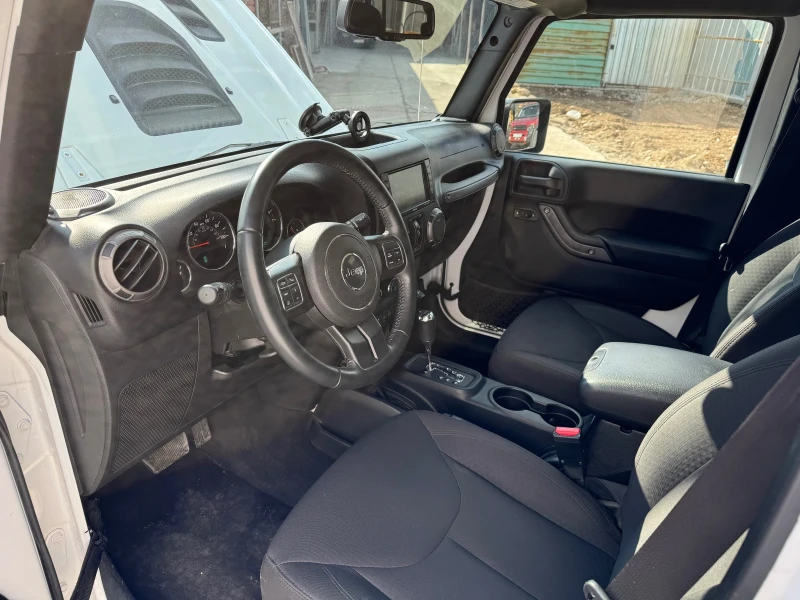 Jeep Wrangler JK, снимка 13 - Автомобили и джипове - 49217272