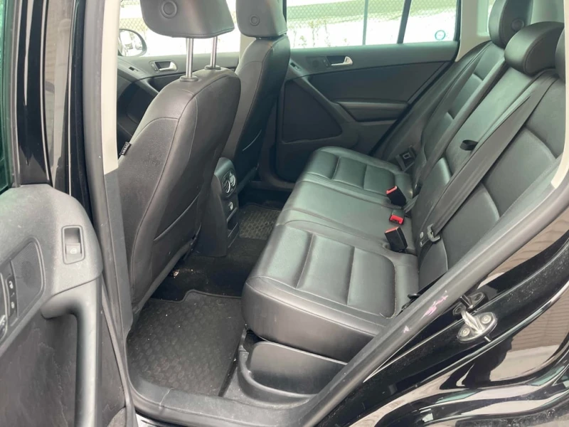 VW Tiguan * 4dr Auto 4Motion * CARFAX * ЦЕНА ДО БГ, снимка 12 - Автомобили и джипове - 52830367