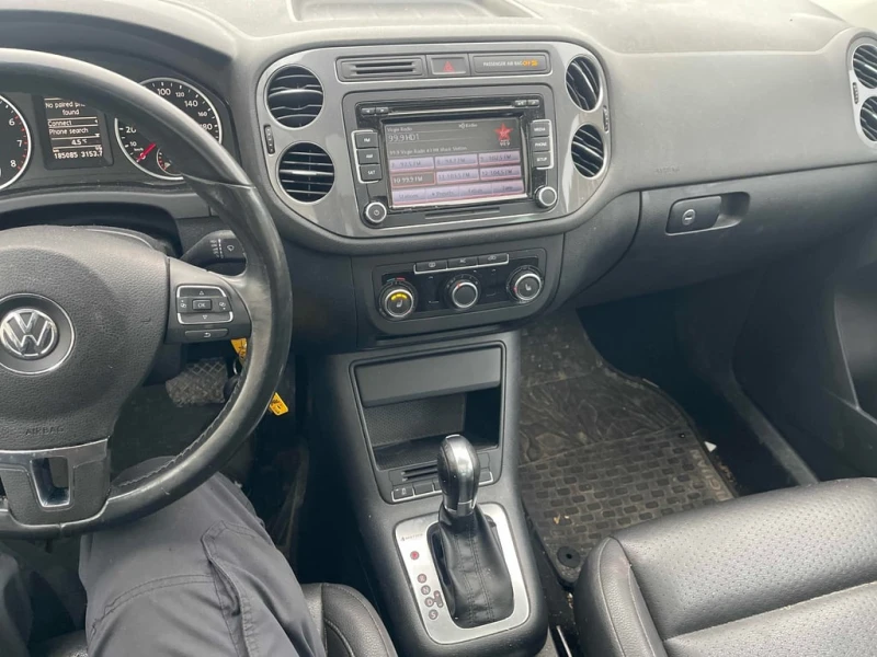 VW Tiguan * 4dr Auto 4Motion * CARFAX * ЦЕНА ДО БГ, снимка 9 - Автомобили и джипове - 52830367