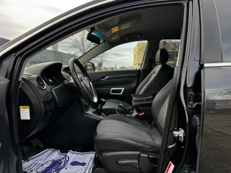 Opel Antara 2.0CDTI/КОЖА/ИТАЛИЯ, снимка 9 - Автомобили и джипове - 53262065