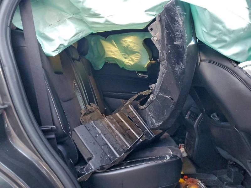 Ford Edge 2.7L 6 All wheel drive, снимка 4 - Автомобили и джипове - 53120778