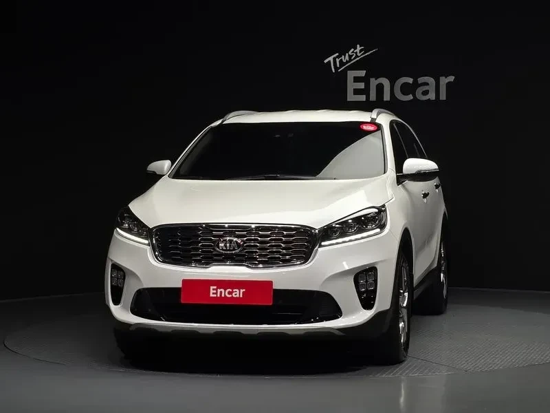 Kia Sorento 2.0 Master, снимка 3 - Автомобили и джипове - 56503814