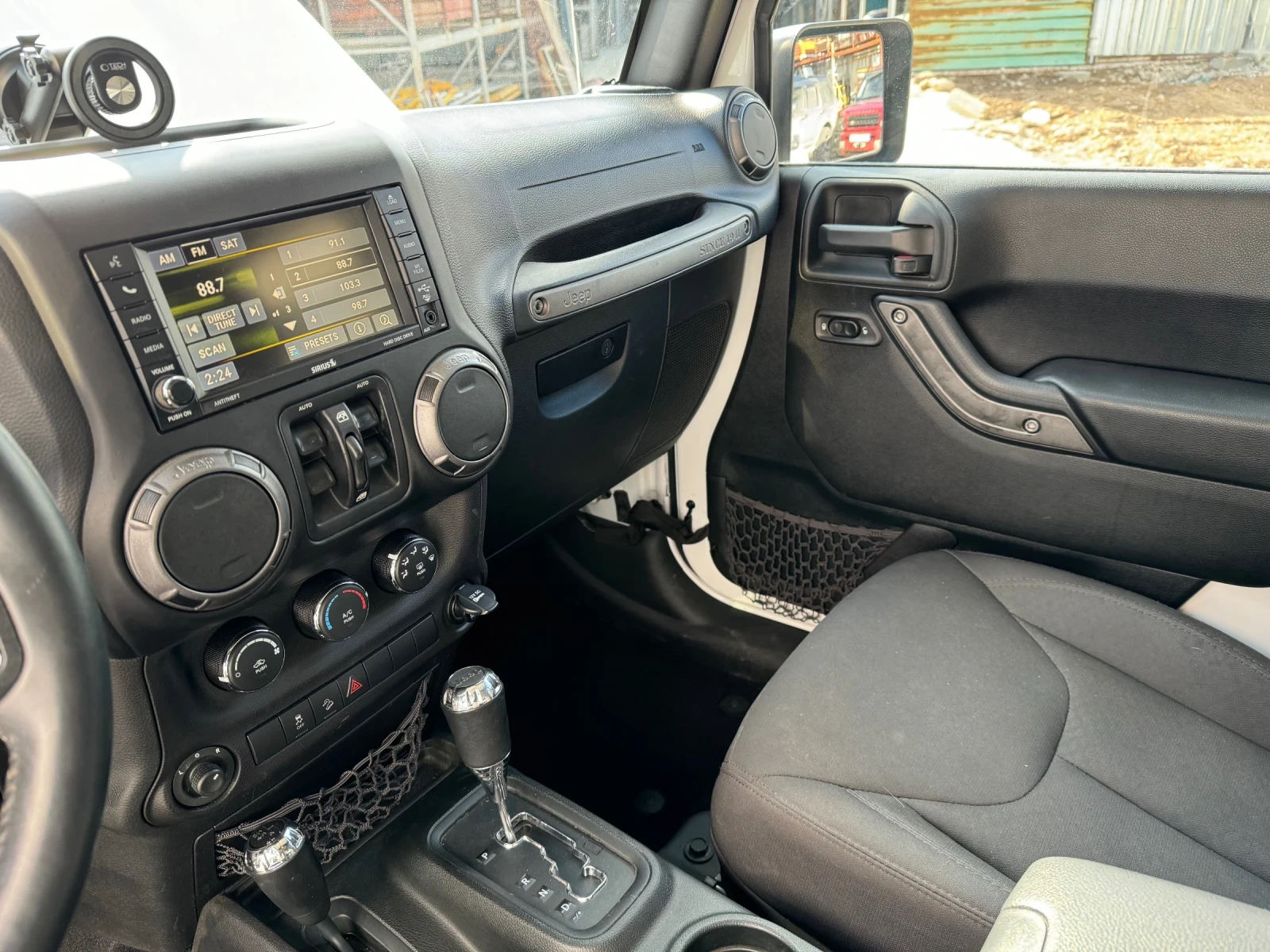 Jeep Wrangler JK | Mobile.bg — изображение 14